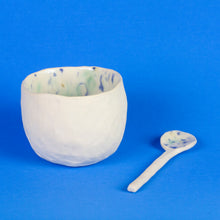 Load image into Gallery viewer, Petite Salt Bowl with Spoon
